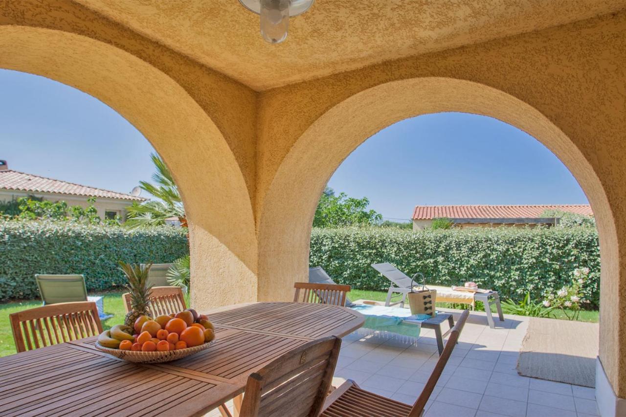 Location De Vacances Olivier Jardin Privatif Et Piscine Chauffee Partagee Calvi  Dış mekan fotoğraf