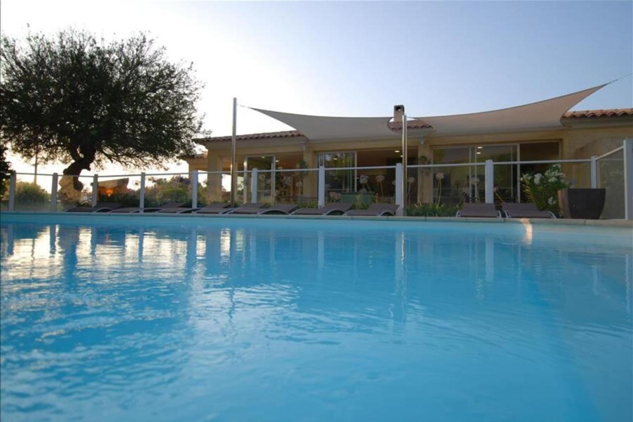 Location De Vacances Olivier Jardin Privatif Et Piscine Chauffee Partagee Calvi  Dış mekan fotoğraf